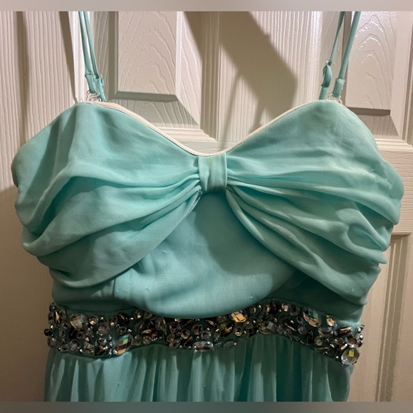 Speechless Junior Girl’s Baby Blue A-Line Beaded Bow Homecoming Dress Size 7 - Picture 5 of 12